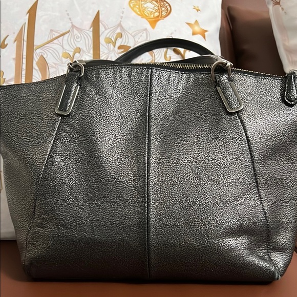 Coach Black metallic Leather hand Bag - Picture 8 of 16